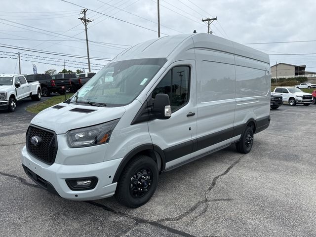 2024 Ford Transit Base