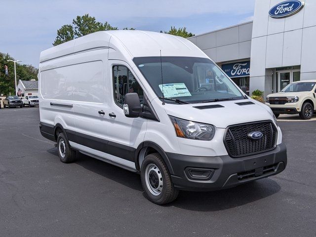 2024 Ford Transit Base