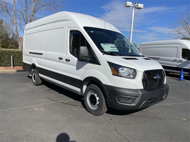 2024 Ford Transit Base