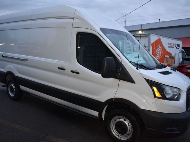 2024 Ford Transit Base