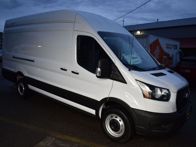 2024 Ford Transit Base