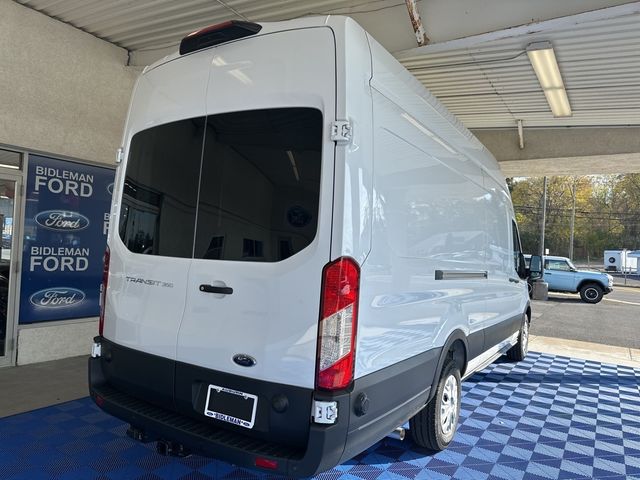 2024 Ford Transit Base