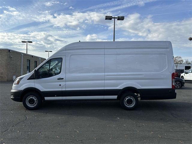 2024 Ford Transit Base