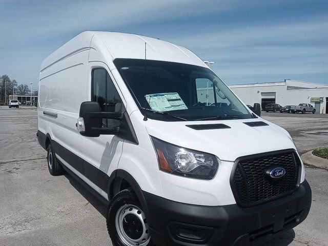 2024 Ford Transit Base