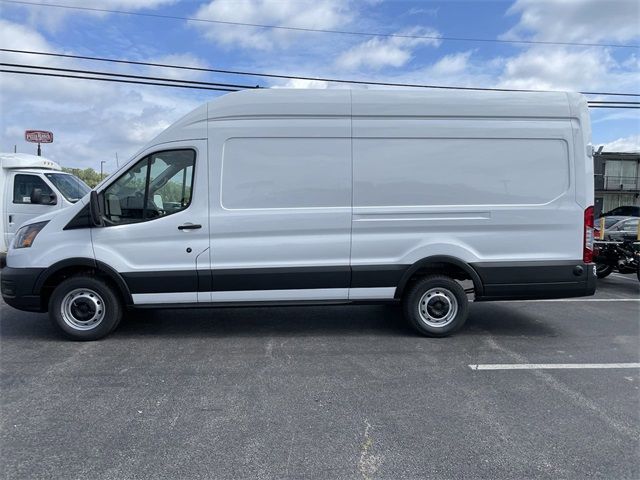 2024 Ford Transit Base