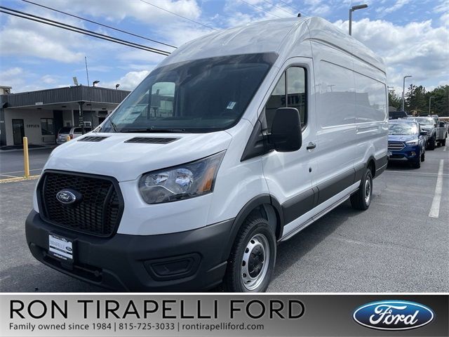 2024 Ford Transit Base