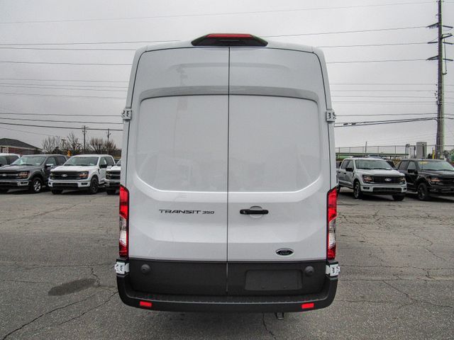 2024 Ford Transit Base