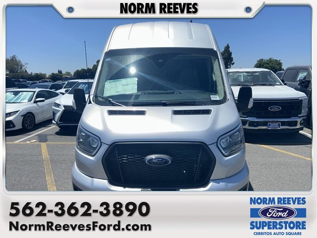 2024 Ford Transit Base