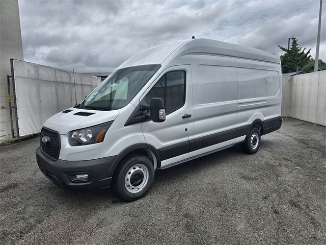 2024 Ford Transit Base