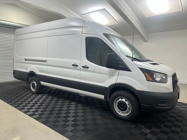 2024 Ford Transit Base