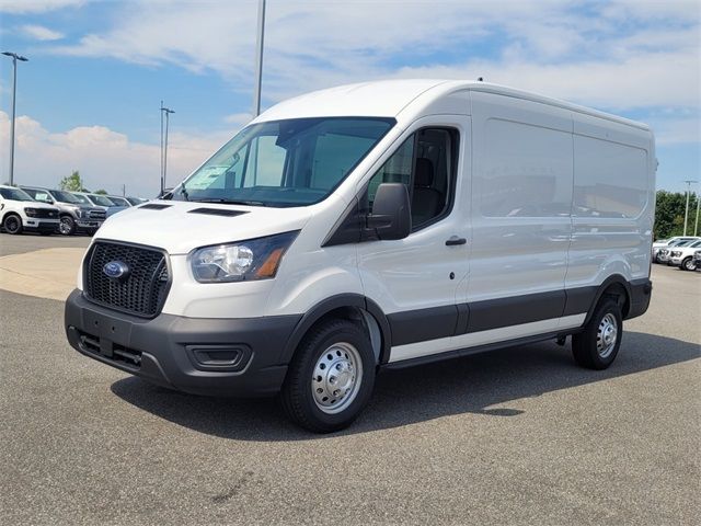 2024 Ford Transit Base