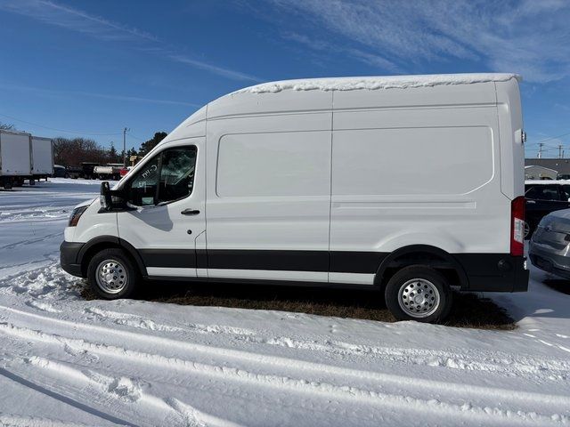 2024 Ford Transit Base