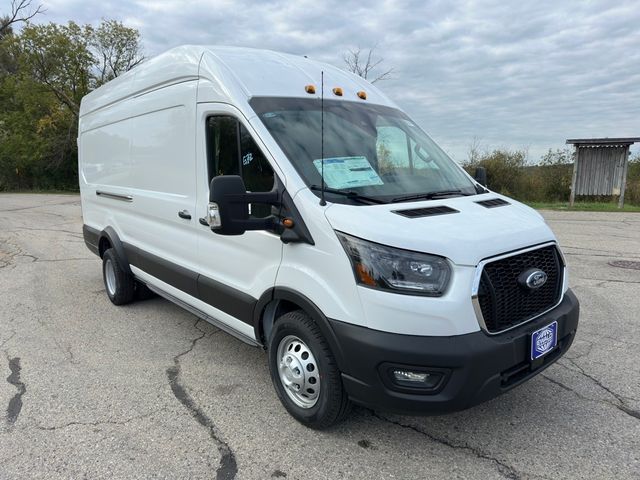 2024 Ford Transit Base