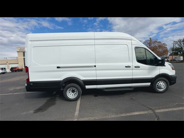 2024 Ford Transit Base