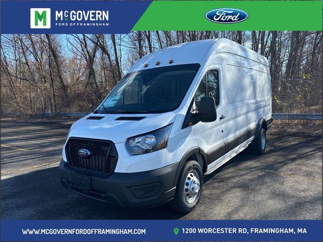 2024 Ford Transit Base