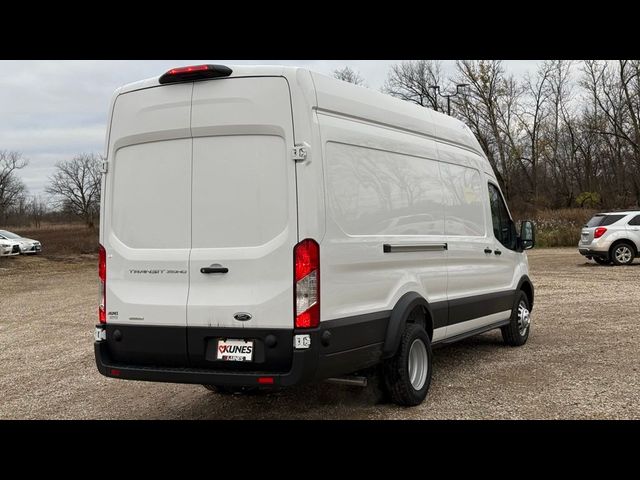 2024 Ford Transit Base