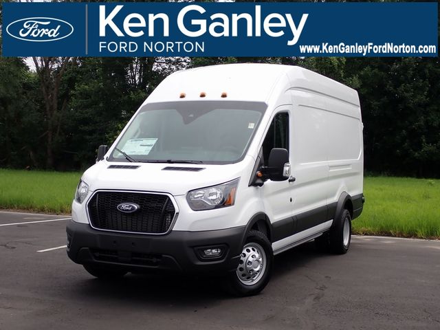 2024 Ford Transit Base