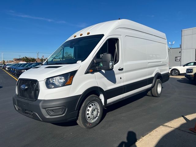 2024 Ford Transit Base