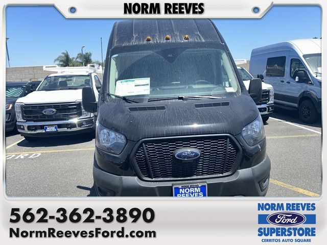 2024 Ford Transit Base