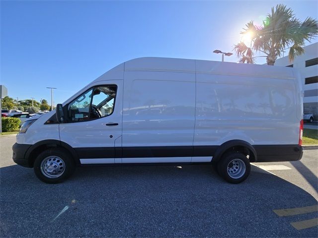 2024 Ford Transit Base