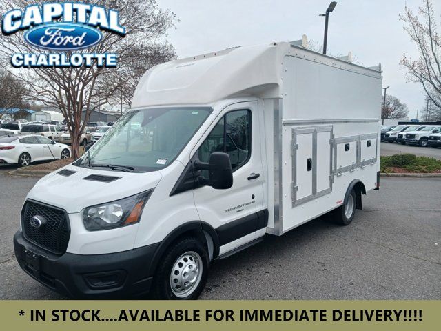 2024 Ford Transit Base