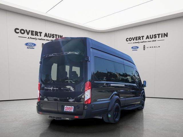 2024 Ford Transit XLT