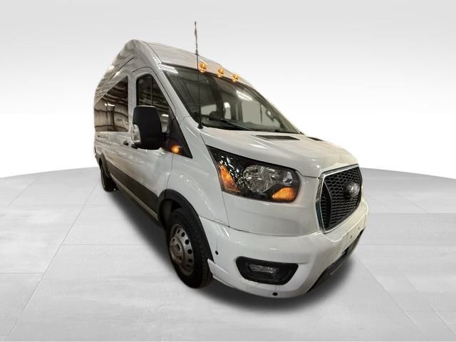 2024 Ford Transit XLT
