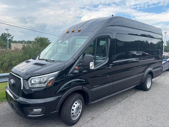 2024 Ford Transit XLT