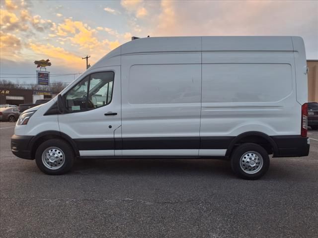 2024 Ford Transit Base