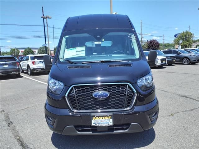 2024 Ford Transit XLT