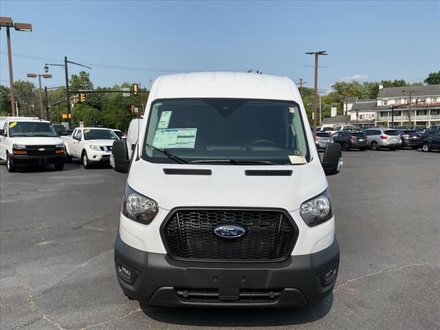 2024 Ford Transit Base