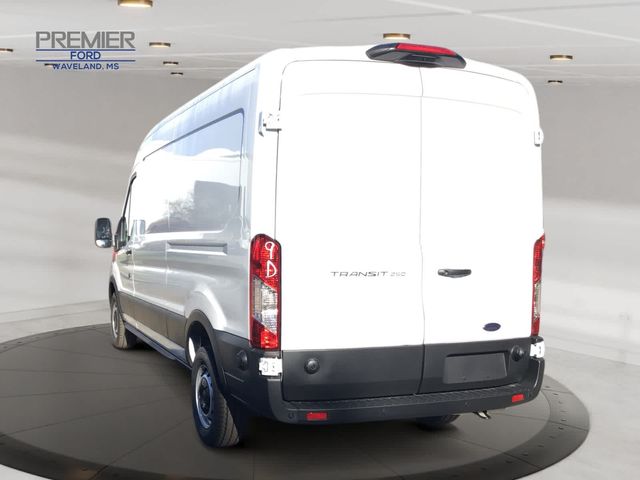 2024 Ford Transit Base