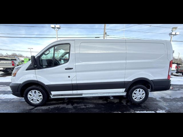 2024 Ford Transit Base