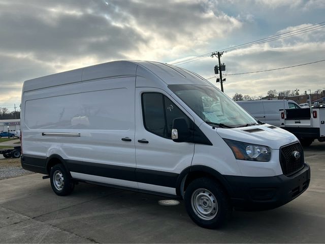 2024 Ford Transit Base