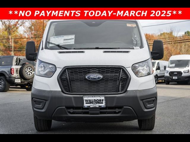 2024 Ford Transit Base