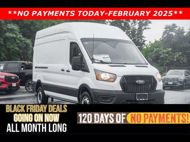 2024 Ford Transit Base