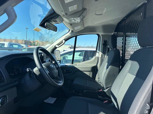 2024 Ford Transit Base
