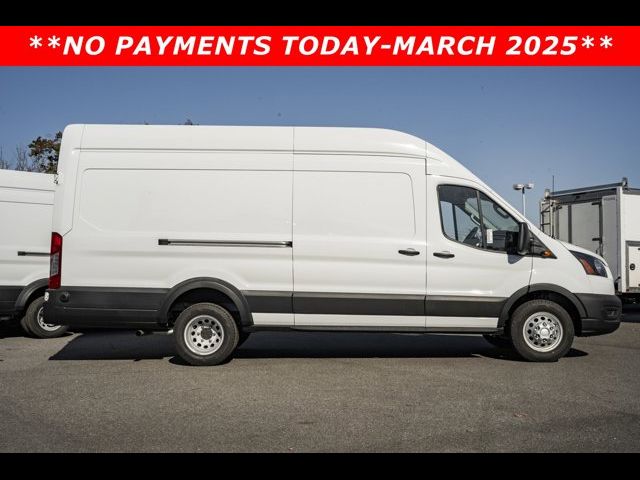 2024 Ford Transit Base