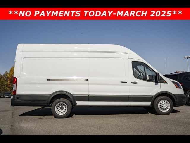 2024 Ford Transit Base