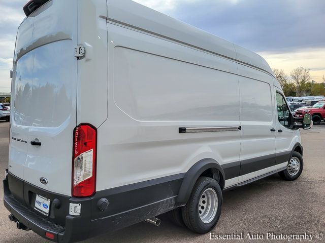 2024 Ford Transit Base