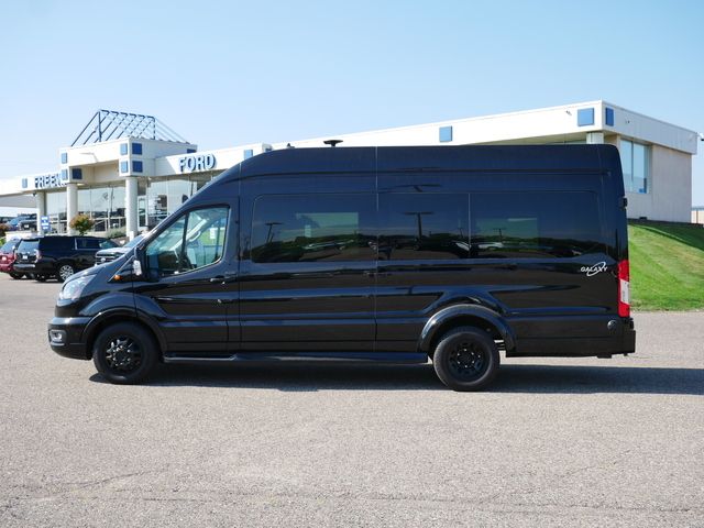 2024 Ford Transit Base