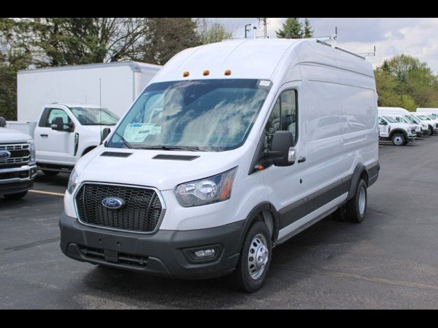 2024 Ford Transit Base