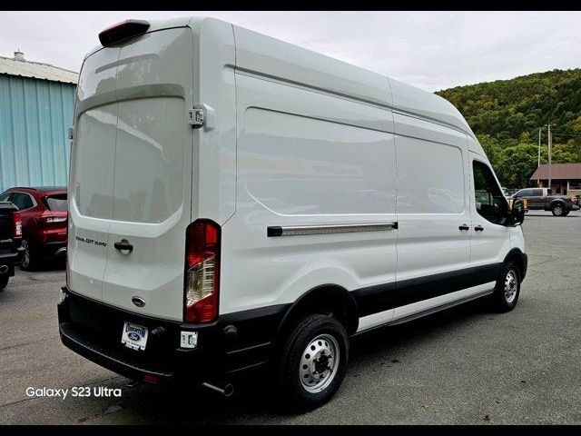 2024 Ford Transit Base