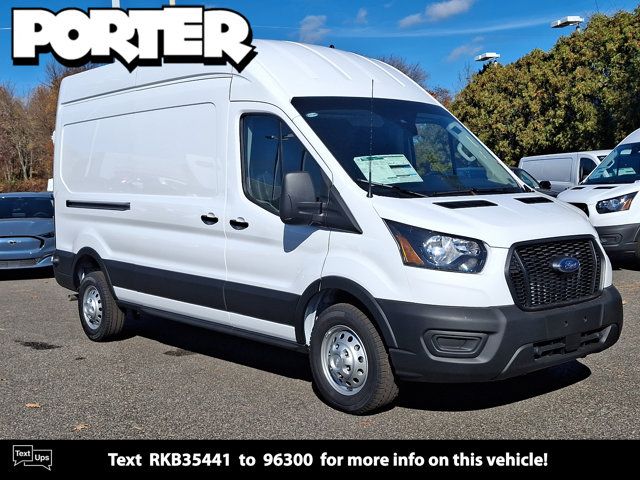 2024 Ford Transit Base