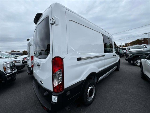 2024 Ford Transit Base