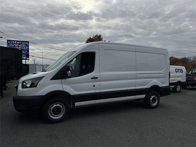 2024 Ford Transit Base