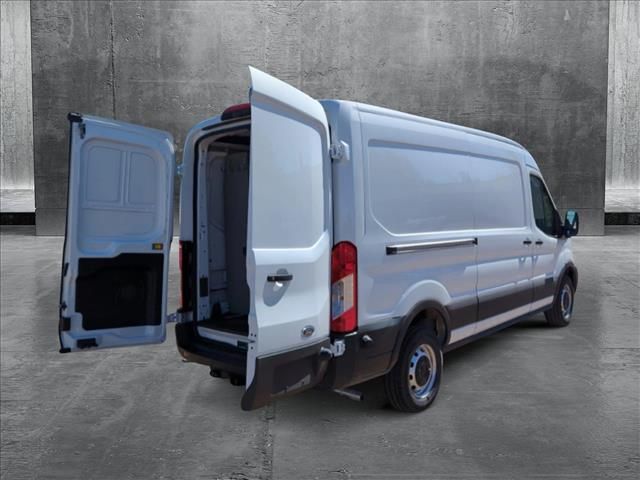 2024 Ford Transit Base