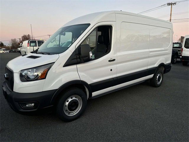 2024 Ford Transit Base