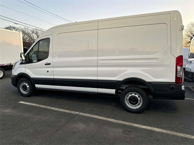 2024 Ford Transit Base