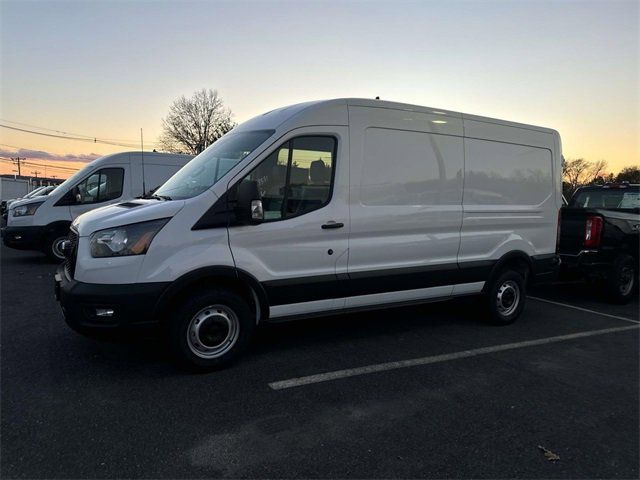 2024 Ford Transit Base